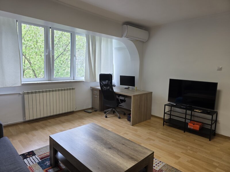 Iancului, chiar pe Magura Vulturului, 5 minute metrou, bloc reabilitat,